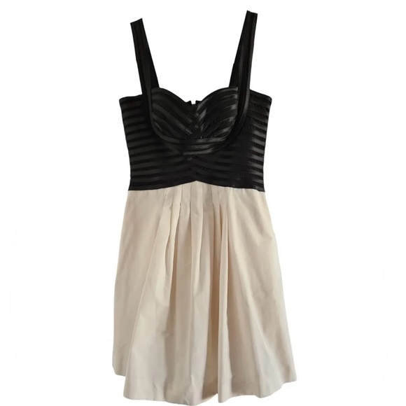 BCBGMAXAZRIA Colorblock Pleated Cocktail Dress – NWT – Size 10 - Picture 1 of 6